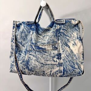 Vintage Denim Acid Washed Large Rommy Shoulder Bag Crossbody Bag.